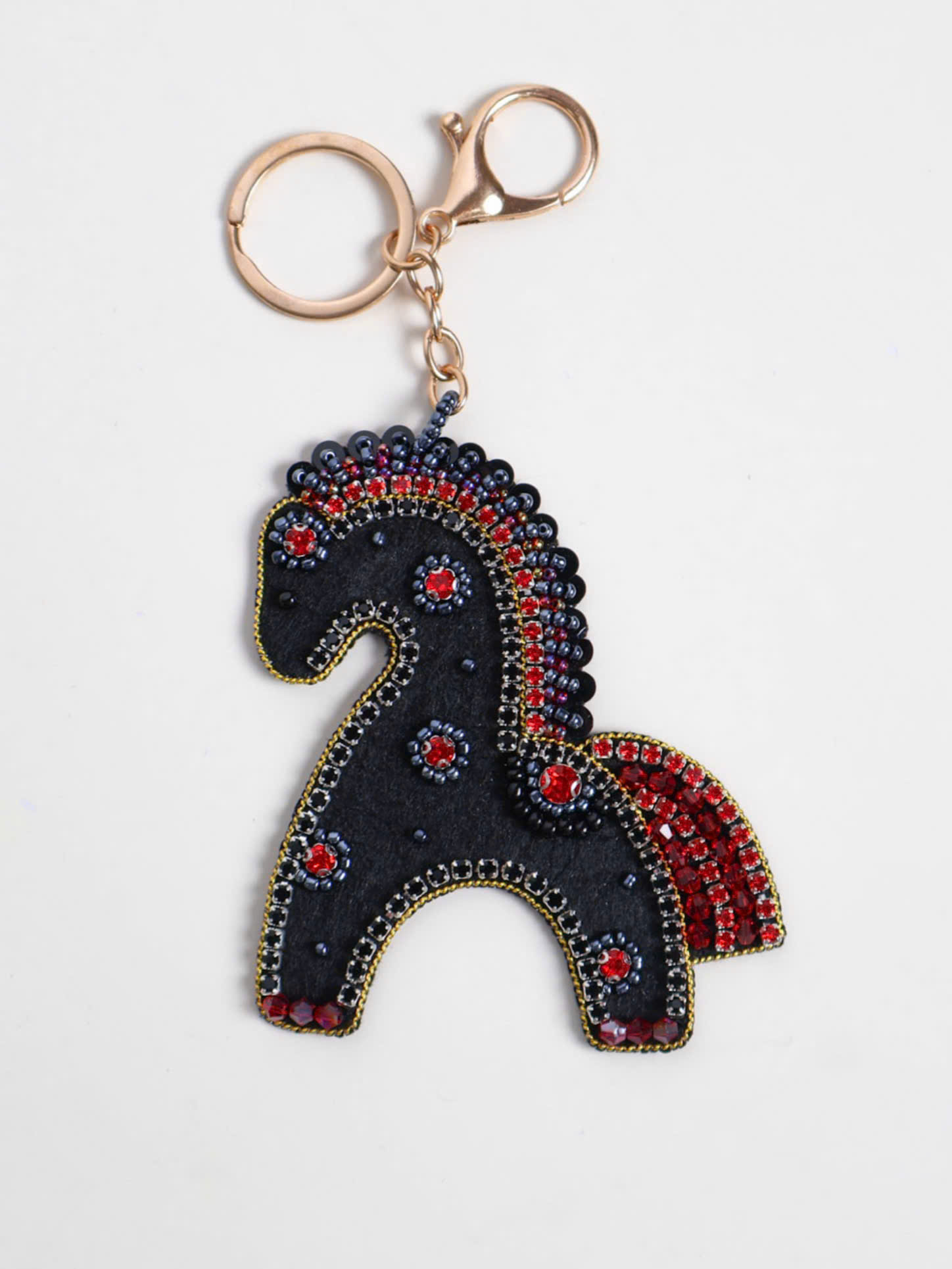 Móc khóa ngựa đính cườm